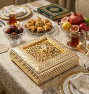 Gold and White Square Tray with Acrylic Lid
