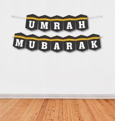 Kaaba Shaped Umrah Mubarak Banner