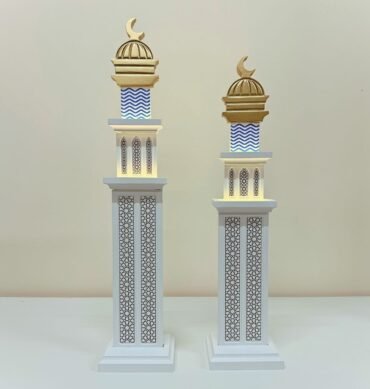Wooden White and Gold Minaret Décor